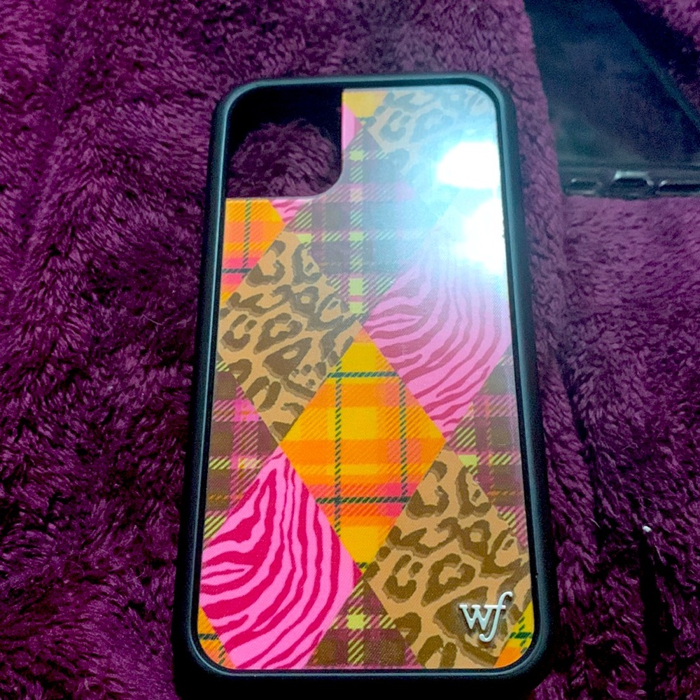 This is a wild flower phone case